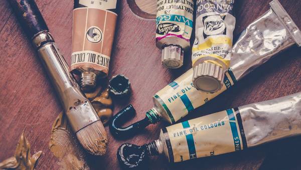 The Unexpected Detail: a trick to make your descriptions stand out